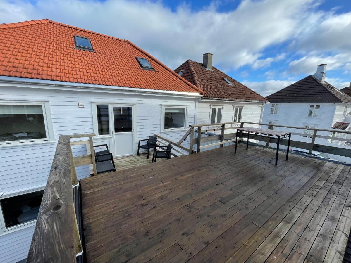 Central Bnb Stavanger At Bertis Ap 9 Generous Rooftop Terrace エクステリア 写真